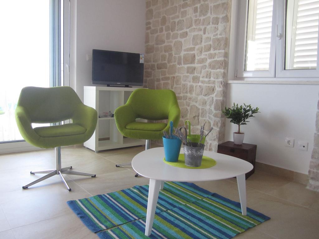 Apartments Jela Rogoznica  Pokoj fotografie